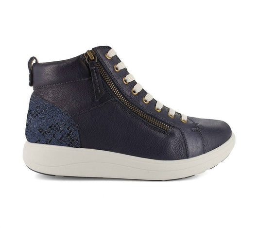Strive - Women's Kensington Sneakers - Wide