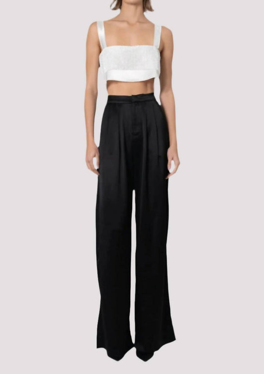 Nonchalant Label - Capri Crop Top