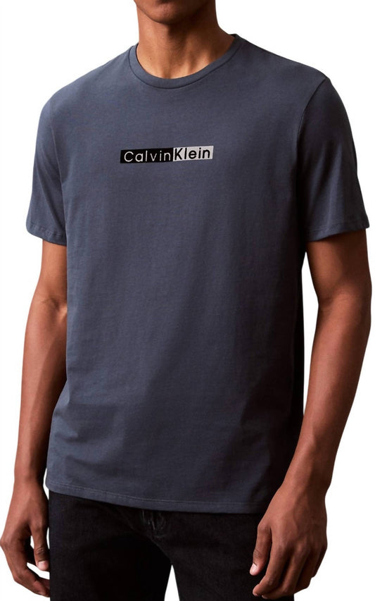 Calvin Klein - Graphic Split Logo Crew Neck T-Shirt