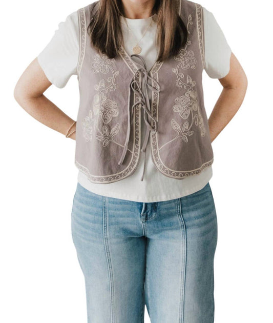 Easel - Easy On Embroidered Vest