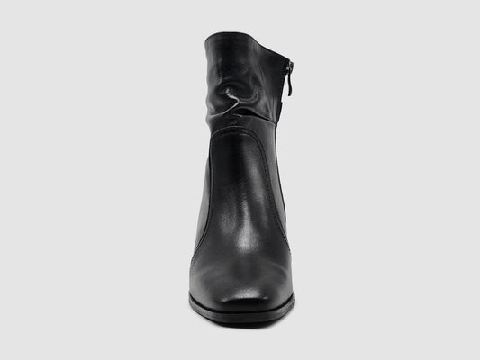 Aga - Women's Maria Tall Leather Booties