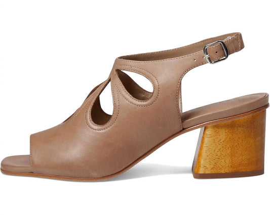 Bernardo - Women's Lainey Sandals - Medium