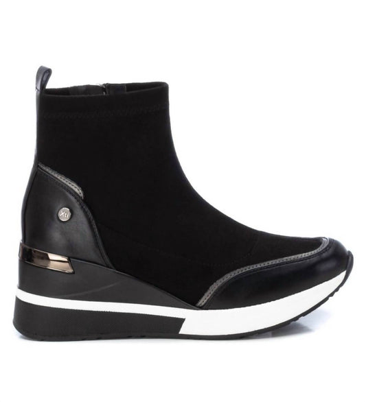 Xti - Women's Suede Wedge Booties