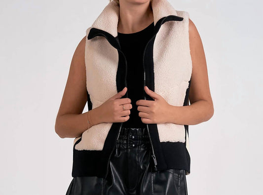 Elan - Sleeveless Zip Up Vest