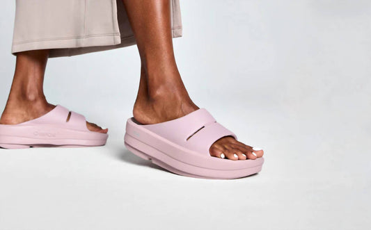 Oofos - Women's Oomega Slide