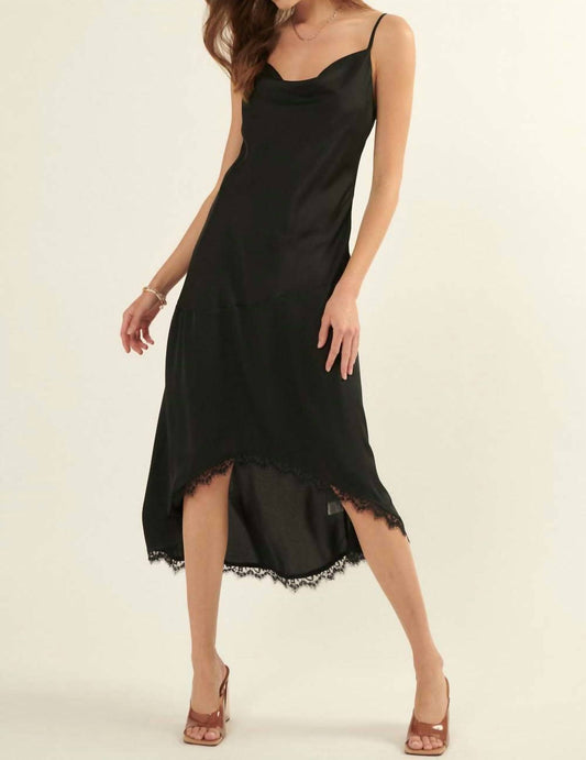 Promesa - Laced Midi Dress