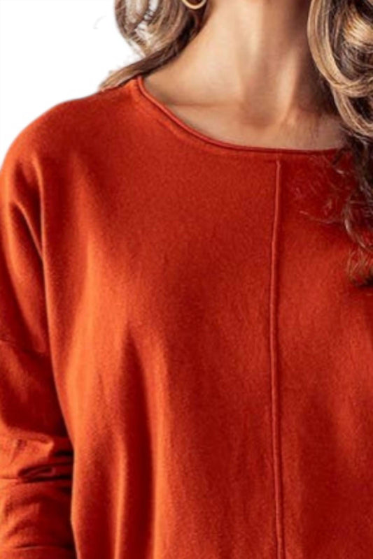 Urban Daizy - Round Neck Sweater