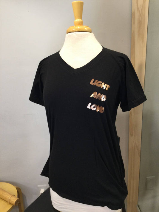 Good Hyouman - Light And Love V-neck Tee