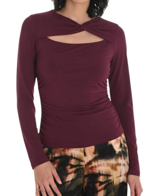 Frank Lyman - Long Sleeve Chic Ruched Pullover