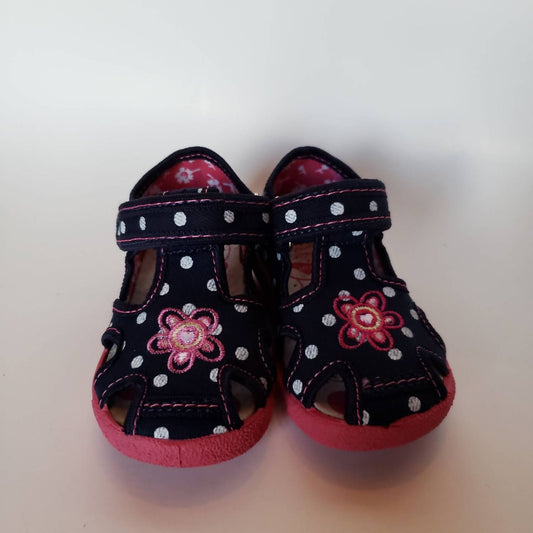 Renbut Shoes - Girl's T-style Velcro Ankle Strap Shoe