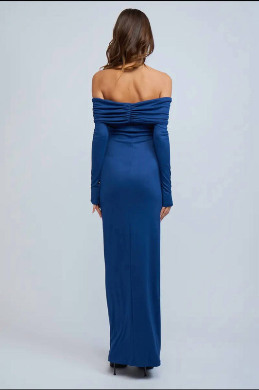 Sky To Moon - Off Shoulder Ruched Retro Maxi Dress