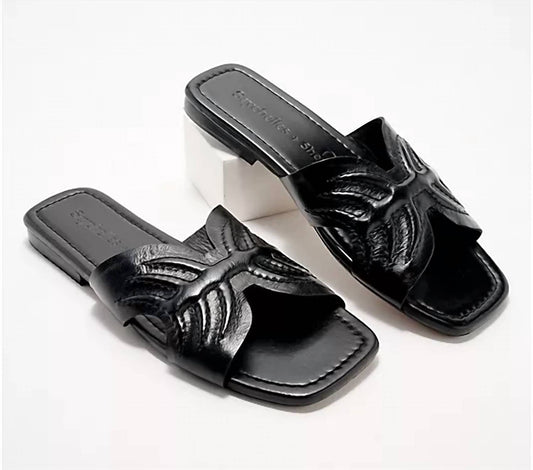Seychelles - Women Madhu Sandal