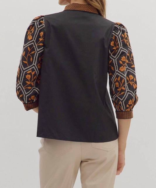 Entro - Embroidered Floral Pattern Top