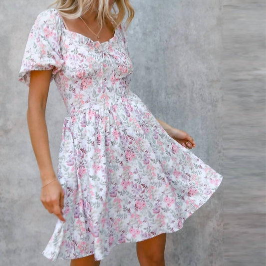 Kori - Sweetheart Smocked Floral Dress