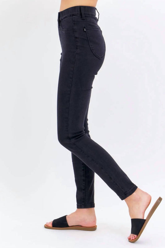 Judy Blue - High Waist Pull-On Shield Pocket Skinny Jean