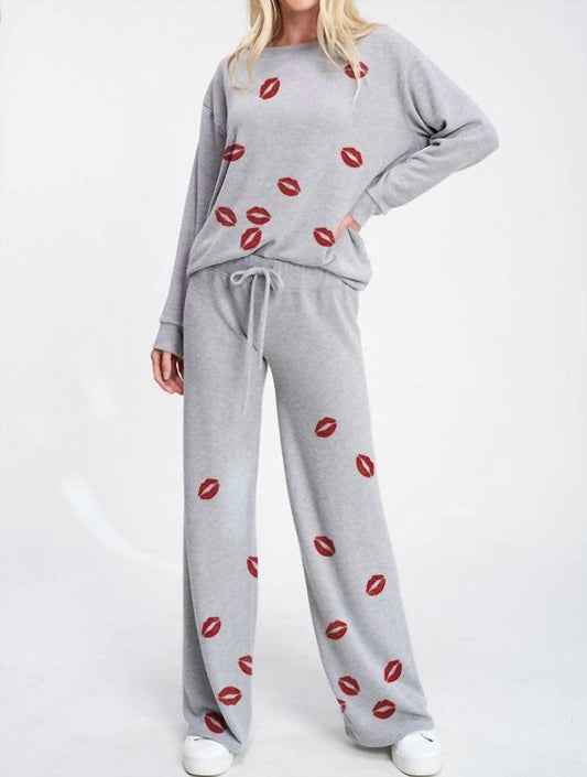 Phil Love - Lips Loungewear Set