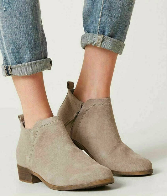 Toms - Women's Deia Ankle Boots