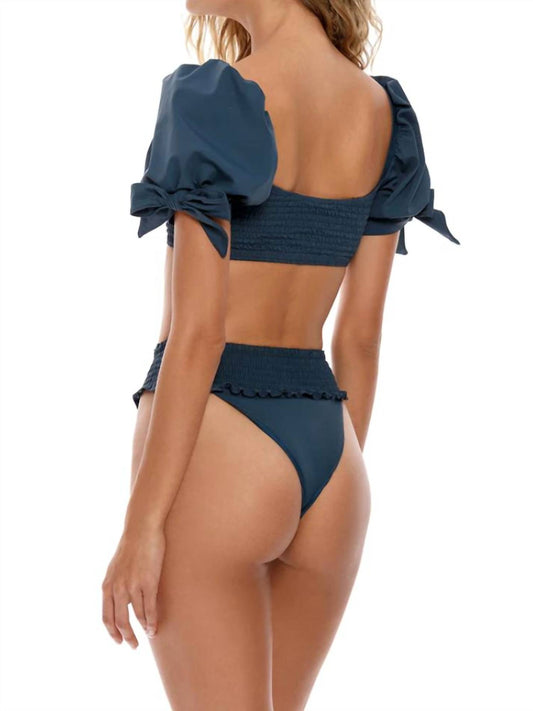 Tessa Paletts bottom