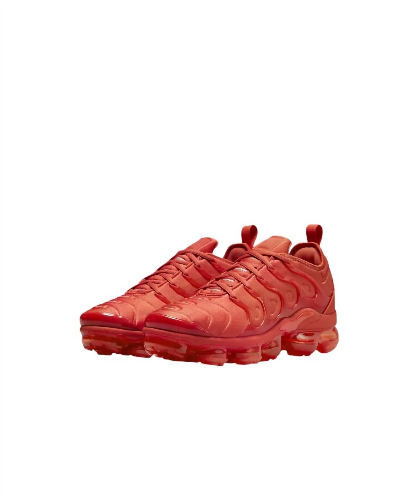 vapormax triple red