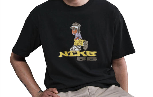 Nike - Men's Sb Max Dog Skate Shirt