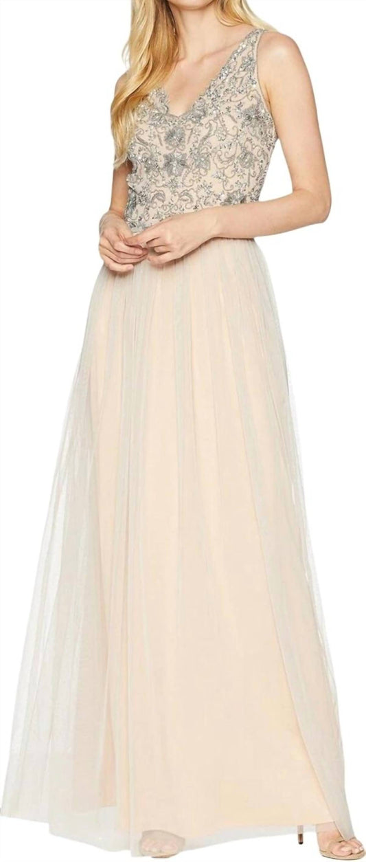 Adrianna Papell - Beaded Sleeveless V-neck Bodice Gown Dress