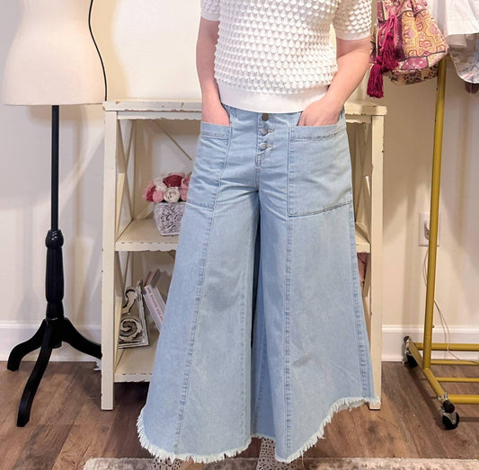Easel - Light Denim Wide Leg Crop Jeans