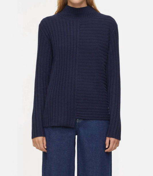 Closed - Turtle Neck Pullover