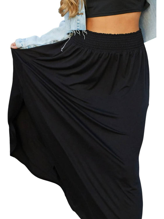 Eesome - Smocked Waistband Maxi Skirt