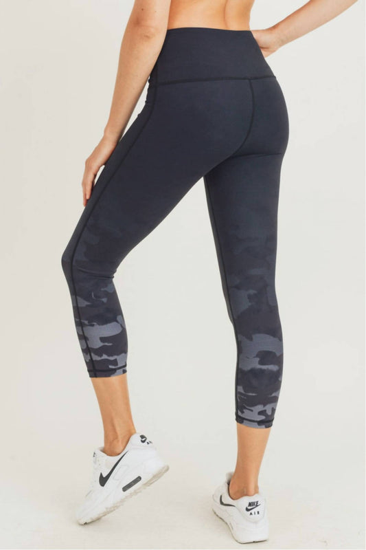 Mono B - Camo Tip Ombre Print High Waisted Capri Leggings