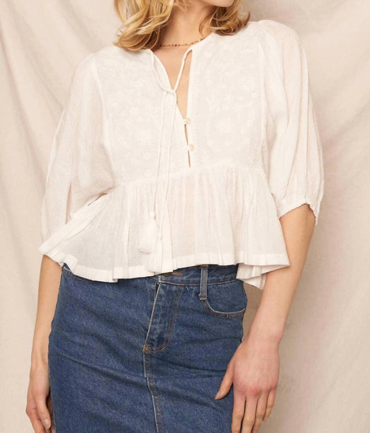 En Creme - Puff Sleeve Embroidered Top