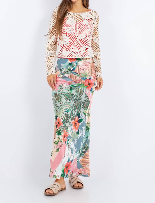 Paparazzi - Crochet Floral Pattern Pull-over Crop Top