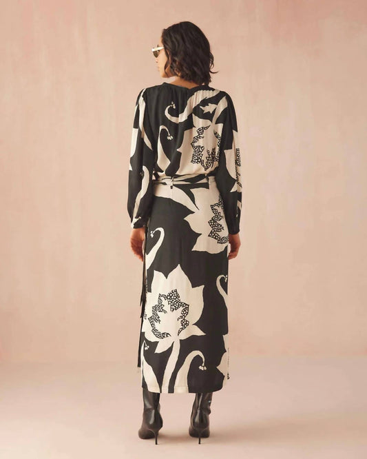 Omika - Ayla Long Sleeve Blouse