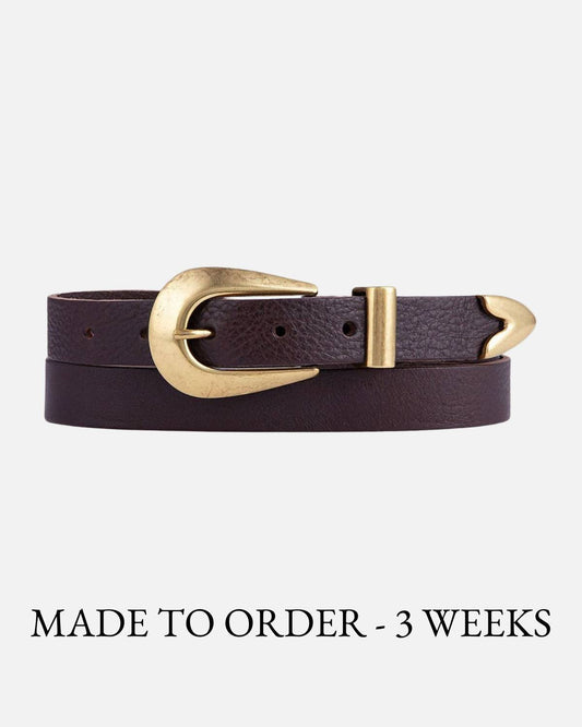 Amsterdam Heritage - Adrie | Skinny Leather Belt With Horseshoe Buckle And Tip