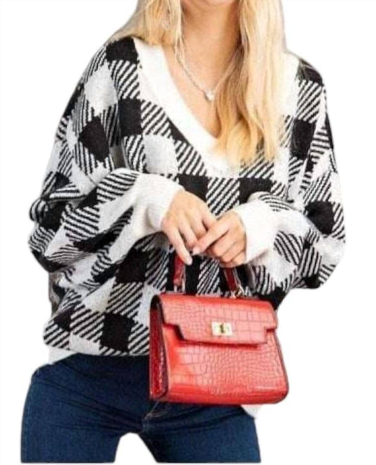 Kori - V Neck Plaid Sweater