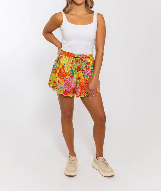 Karlie - Banana Scallop Short