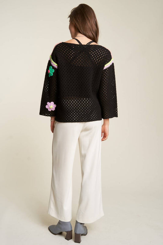 Davi & Dani - Women's Crochet Flower Patched Sweater