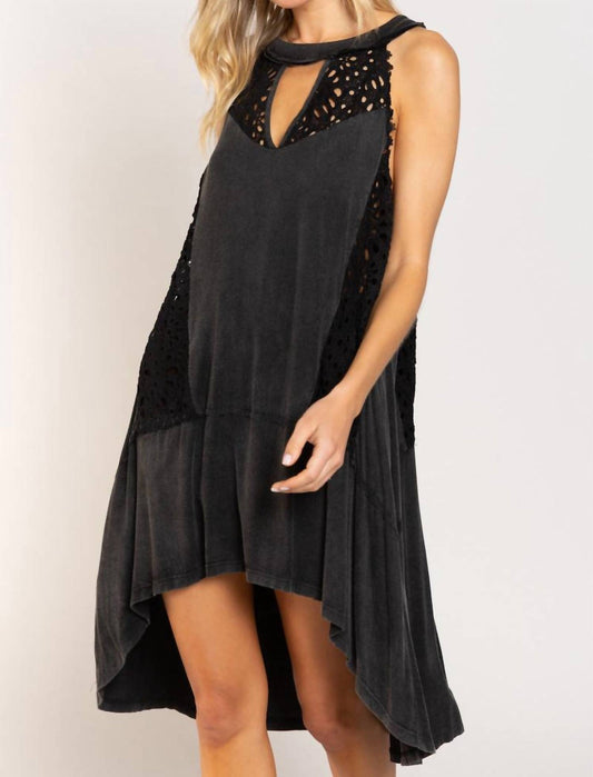 Pol - Keyhole Sleeveless Mini Dress