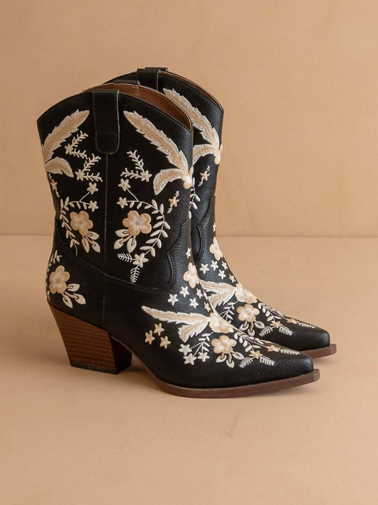 Oasis Society - Women's Bailey Embroidered Cowboy Booties