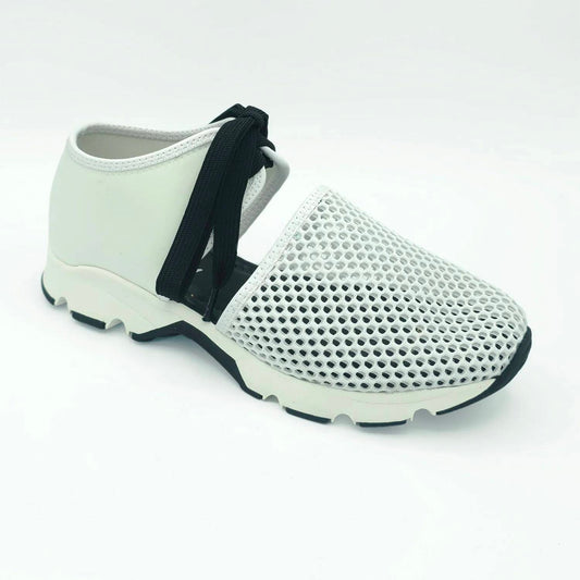 All Black - Women's Amazing Mesh Sneakers