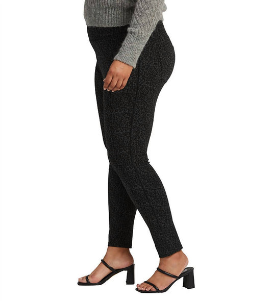 Ricki Mid Rise Legging - PLUS