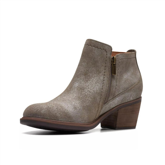 Clarks - Women's Neva Lo Booties