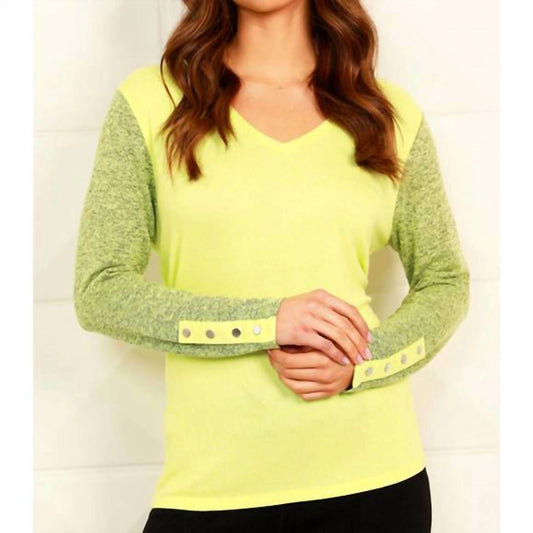 French Kyss - V-Neck with Snap Sleeve Top