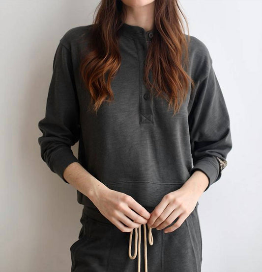 Las Sureñas - Cheetah Embroidered Long Sleeve T-Shirt