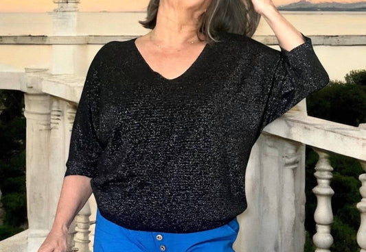 Made In Italy - Elegant Whisper Light Knit Top