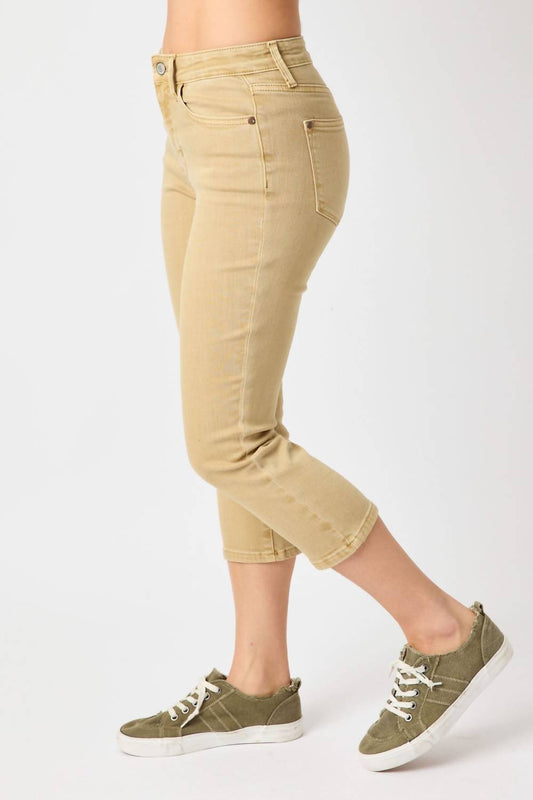 Judy Blue - “ava”high Rise Garment Dyed Capri