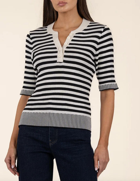 Kut From The Kloth - Alora Henley Top
