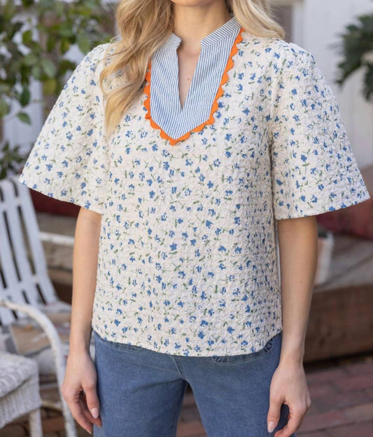 Voy - Floral Embroidered Color Block Top