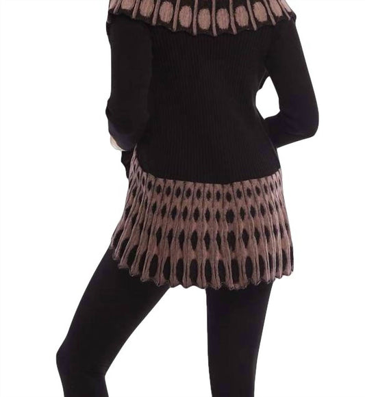 Polka Dot Signature Wrap W/ Pin