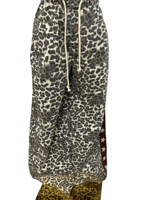 Vervet By Flying Monkey - Women's Cheetah Tie Front Jean With Stars Down Side