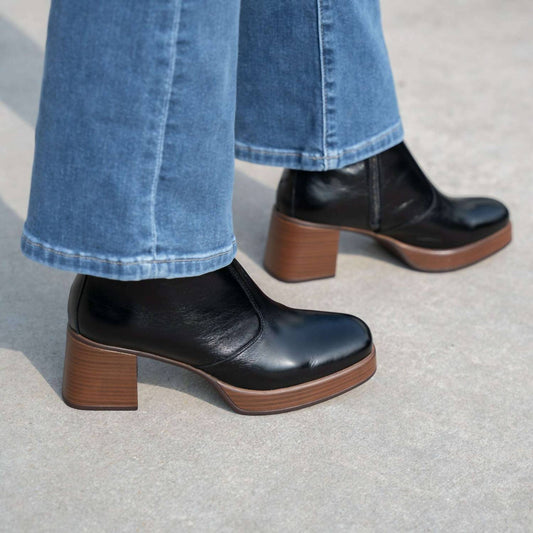 Fluchos - Women's Leather Platform Boot